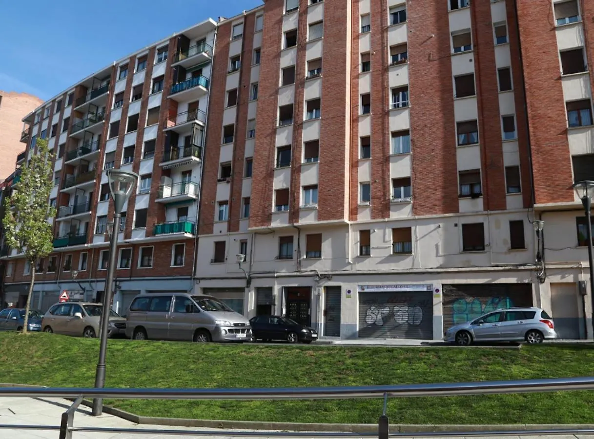 Cálido Apartamento Céntrico Junto Funicular y Metro BY Urban Hosts Bilbao España