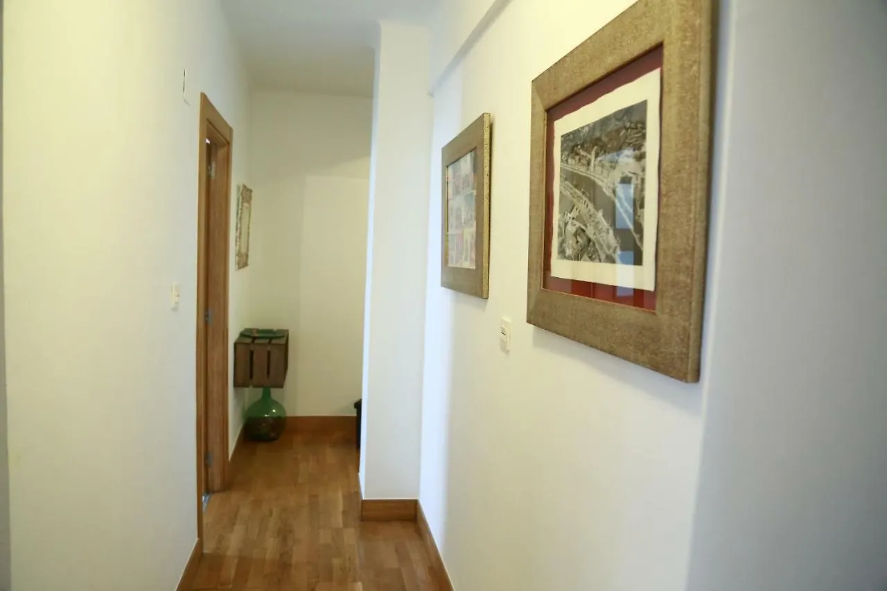 Calida Vivienda Turistica Centrica Junto Al Funicular Y Metro Lägenhet Bilbao Spanien